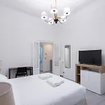 Elegante Quadrilocale Liberty In Zona Risorgimento 아파트