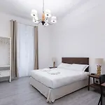 Elegante Quadrilocale Liberty In Zona Risorgimento 아파트 밀라노