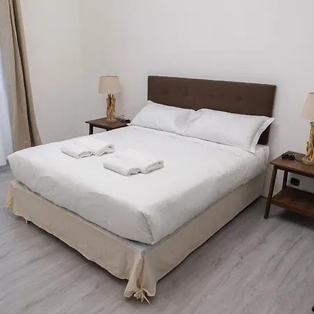 아파트 Elegante Quadrilocale Liberty In Zona Risorgimento *